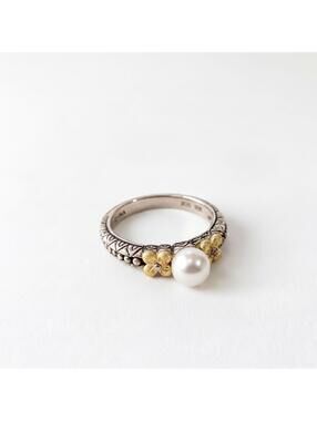 Elegant Sterling Silver and 18K Gold Pearl Flower Ring